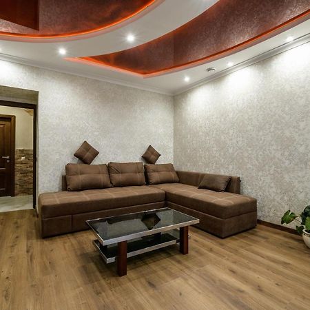 Kyivska Apartments Lviv Buitenkant foto