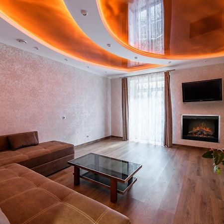 Kyivska Apartments Lviv Buitenkant foto