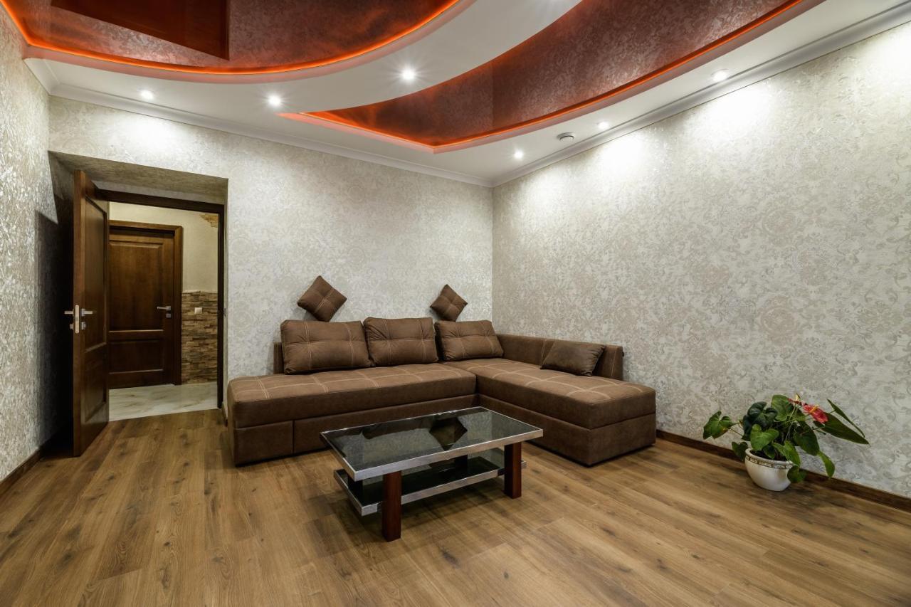 Kyivska Apartments Lviv Buitenkant foto