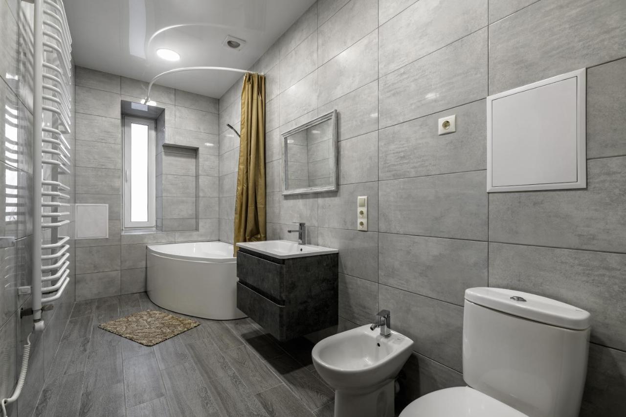 Kyivska Apartments Lviv Buitenkant foto